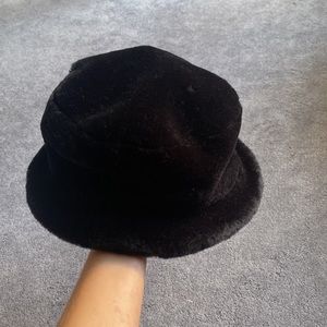 GAP Faux Fur Black Bucket Hat
